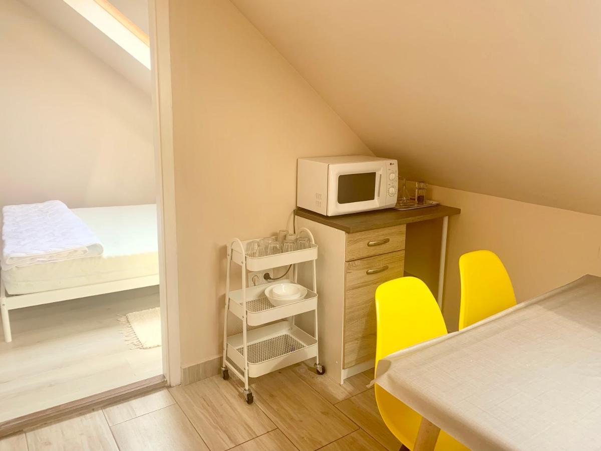 Lelle -Kert Apartman 03 Балатонлеле Екстериор снимка