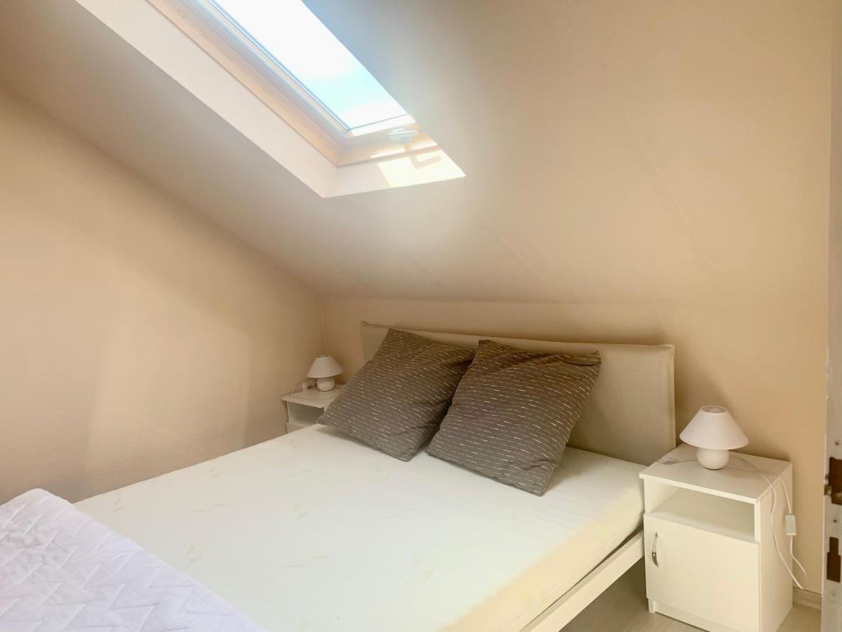 Lelle -Kert Apartman 03 Балатонлеле Екстериор снимка