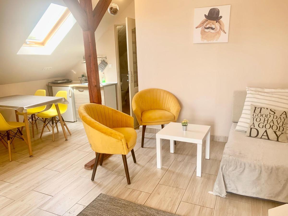 Lelle -Kert Apartman 03 Балатонлеле Екстериор снимка